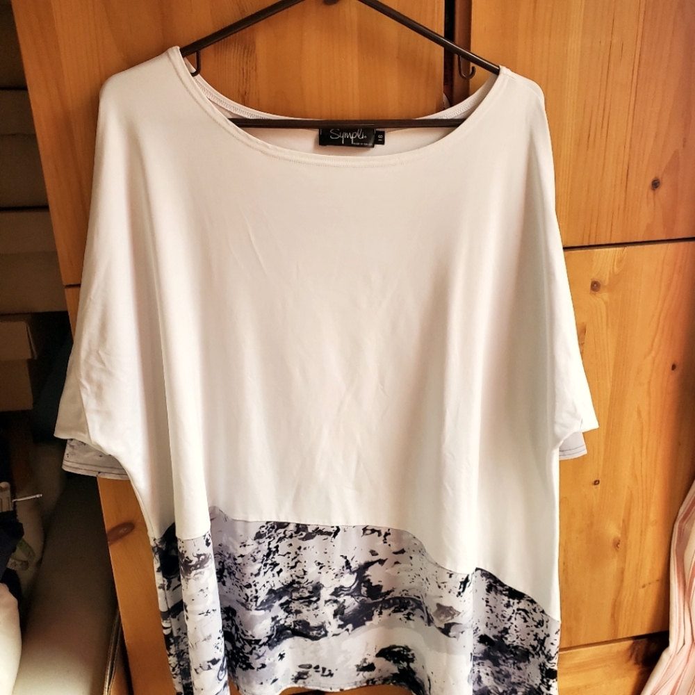 Sympli White Knit Asymmetrical Tunic Top with Grey Border size 18
